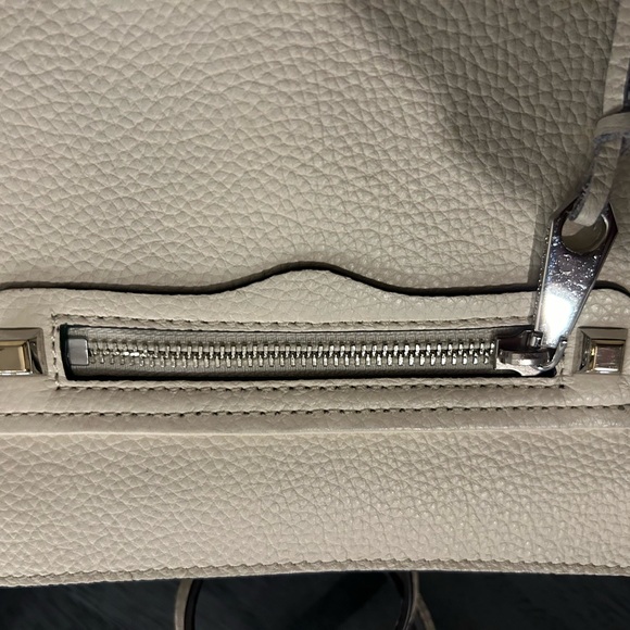 Cream Rebecca Minkoff bag - Picture 3 of 7